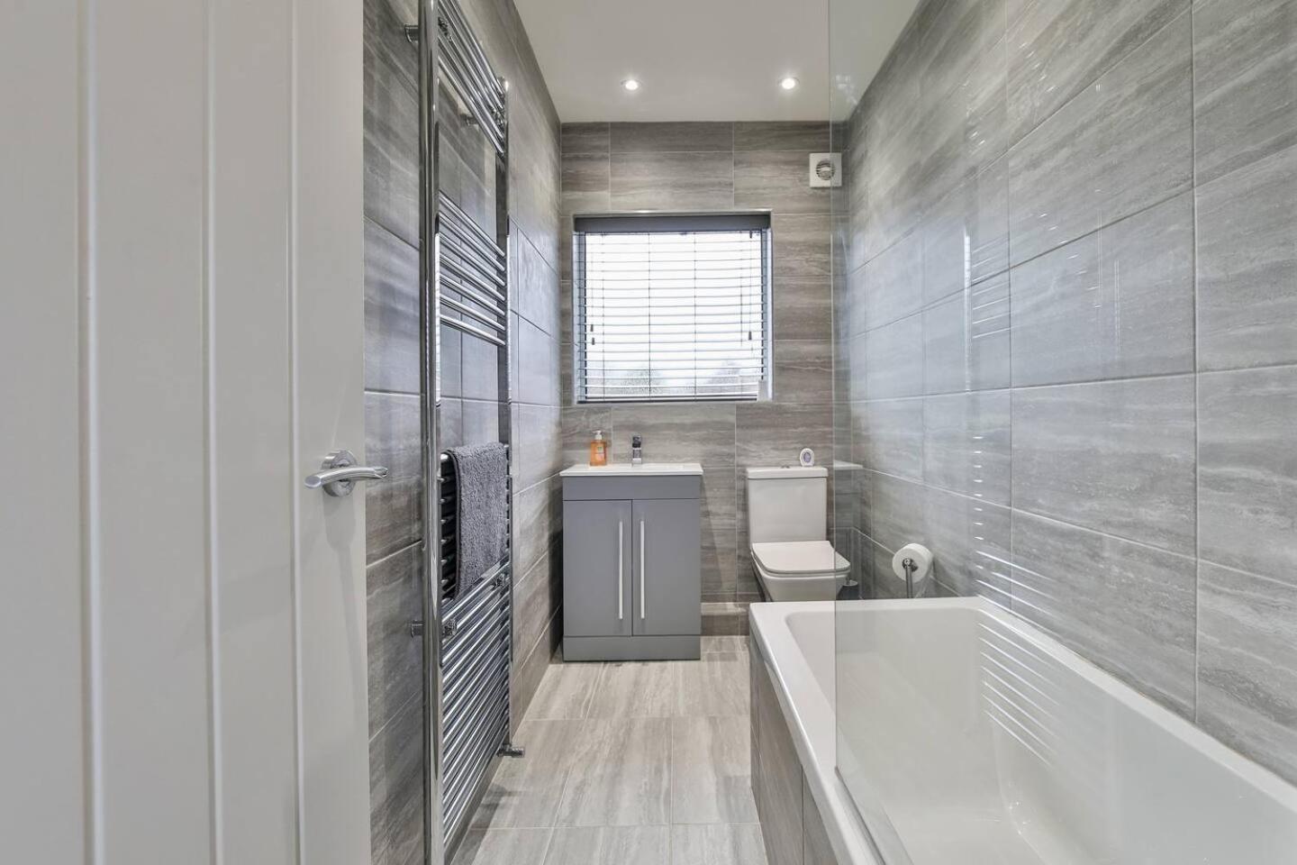 Villa Magnificent, Renovated Whole House With Garden Sheffield Exterior foto